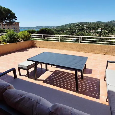 Quiet Calm Sea View Flat With Pool شقة روكبرون-سور-أرجينس