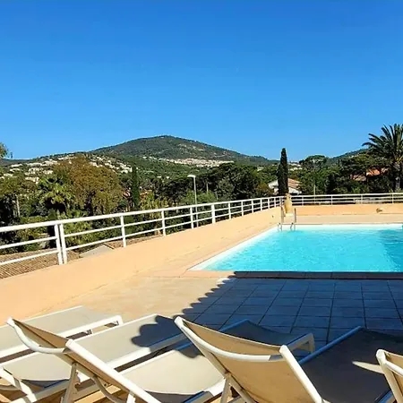 Quiet Calm Sea View Flat With Pool